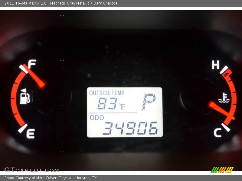 Magnetic Gray Metallic / Dark Charcoal 2011 Toyota Matrix 1.8