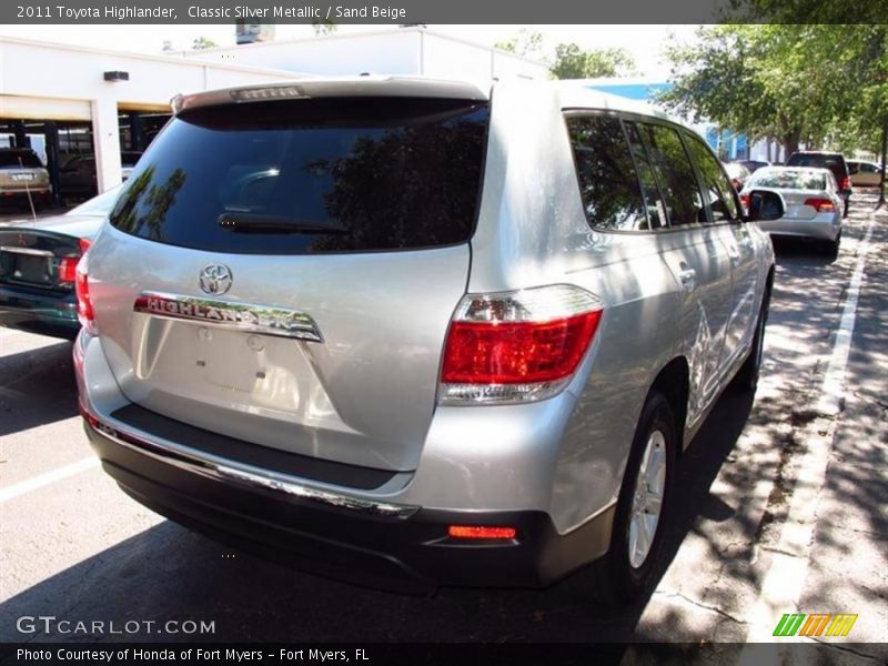 Classic Silver Metallic / Sand Beige 2011 Toyota Highlander