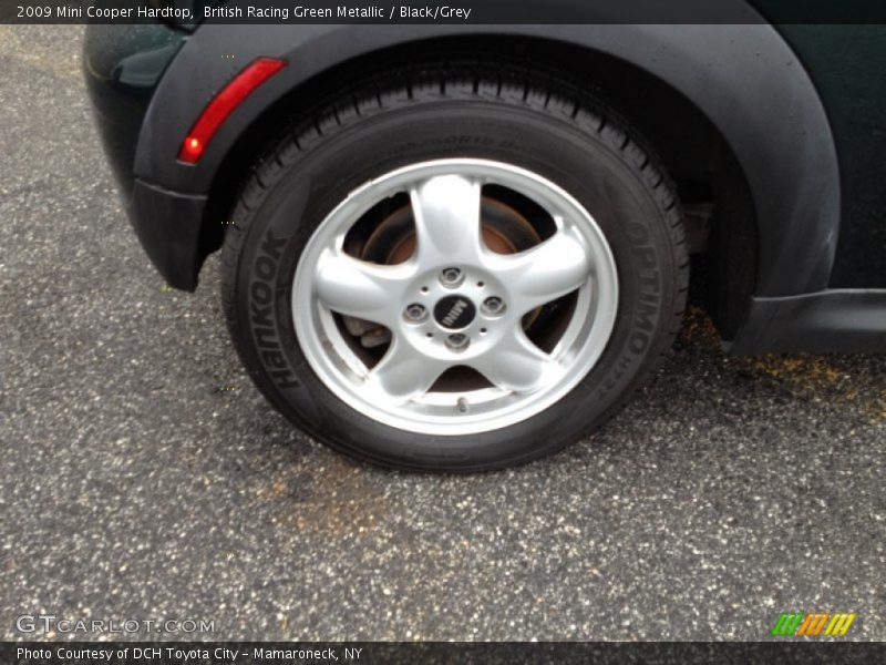 British Racing Green Metallic / Black/Grey 2009 Mini Cooper Hardtop