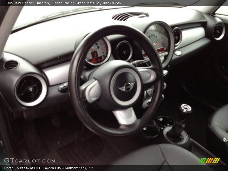 British Racing Green Metallic / Black/Grey 2009 Mini Cooper Hardtop