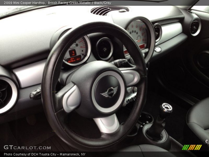 British Racing Green Metallic / Black/Grey 2009 Mini Cooper Hardtop