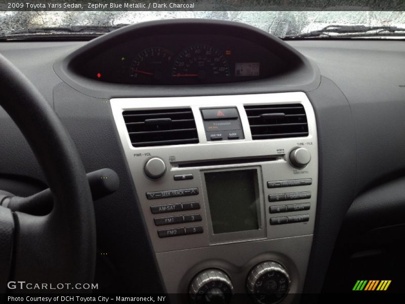 Controls of 2009 Yaris Sedan