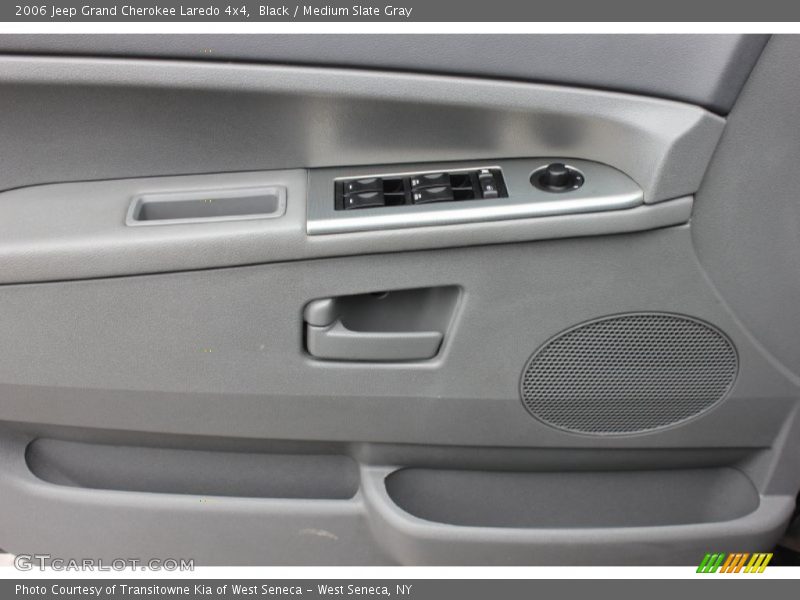 Black / Medium Slate Gray 2006 Jeep Grand Cherokee Laredo 4x4