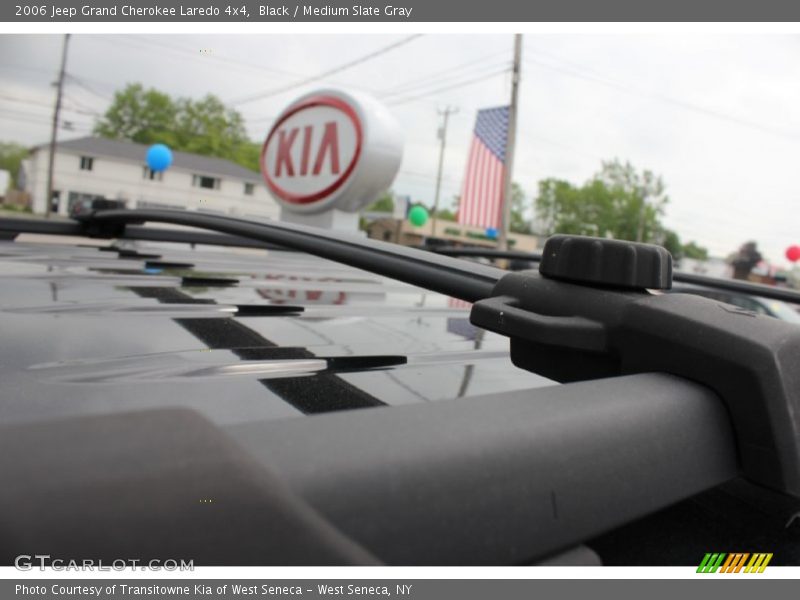Black / Medium Slate Gray 2006 Jeep Grand Cherokee Laredo 4x4