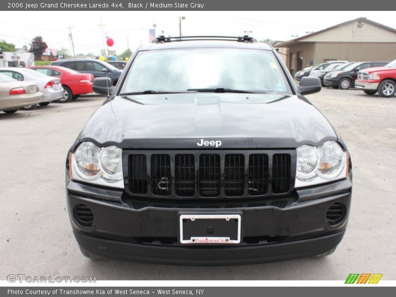 Black / Medium Slate Gray 2006 Jeep Grand Cherokee Laredo 4x4