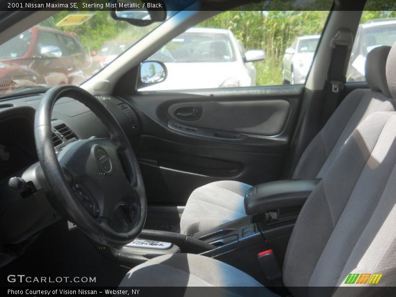 Sterling Mist Metallic / Black 2001 Nissan Maxima SE