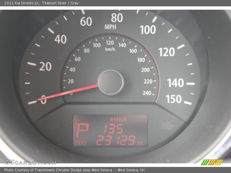 Titanium Silver / Gray 2011 Kia Sorento LX
