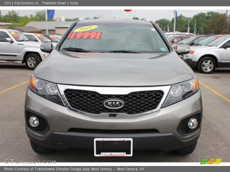 Titanium Silver / Gray 2011 Kia Sorento LX