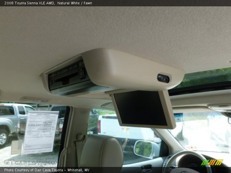Natural White / Fawn 2008 Toyota Sienna XLE AWD