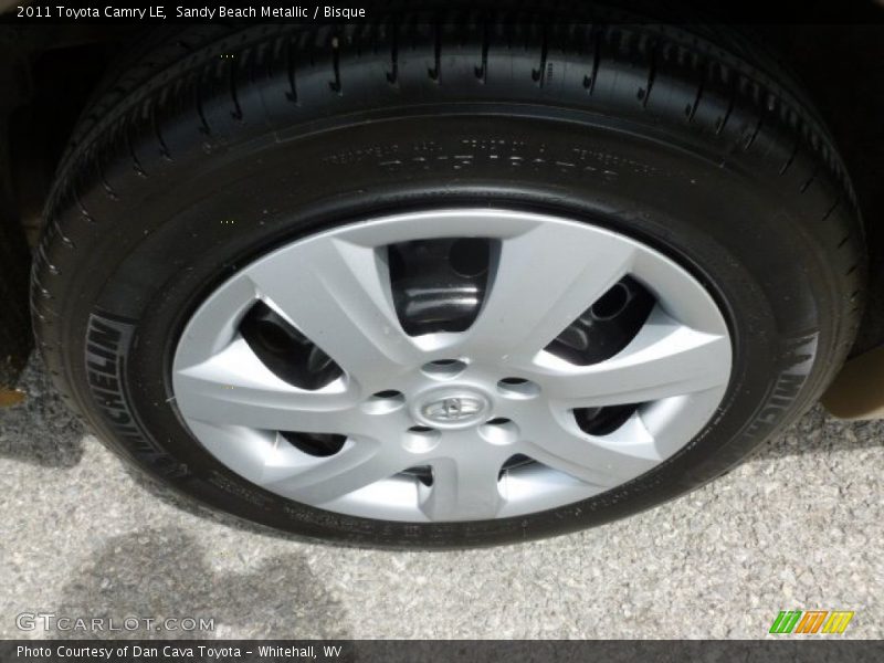 Sandy Beach Metallic / Bisque 2011 Toyota Camry LE