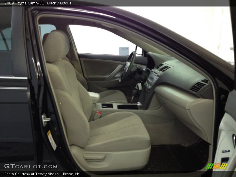 Black / Bisque 2009 Toyota Camry SE
