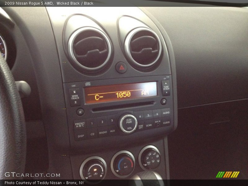 Wicked Black / Black 2009 Nissan Rogue S AWD
