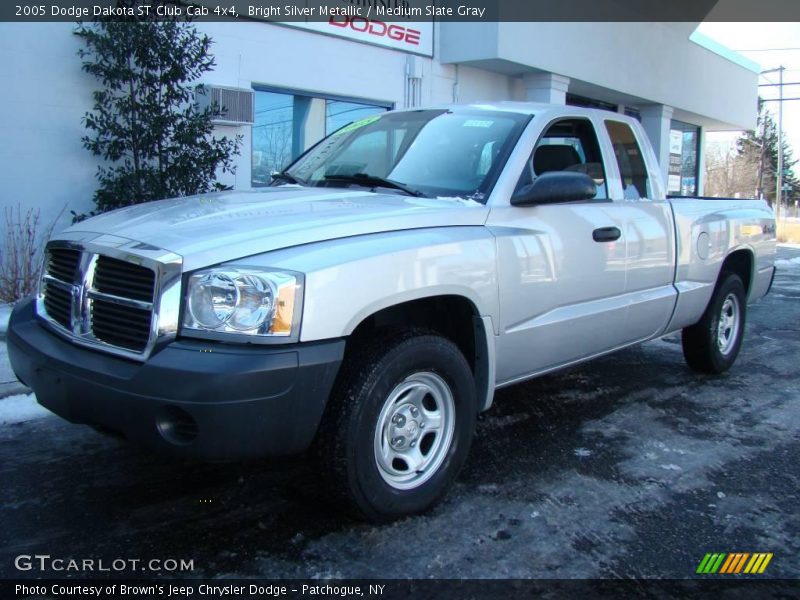 Bright Silver Metallic / Medium Slate Gray 2005 Dodge Dakota ST Club Cab 4x4