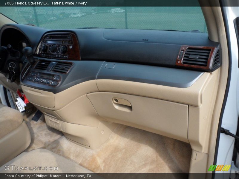 Taffeta White / Ivory 2005 Honda Odyssey EX
