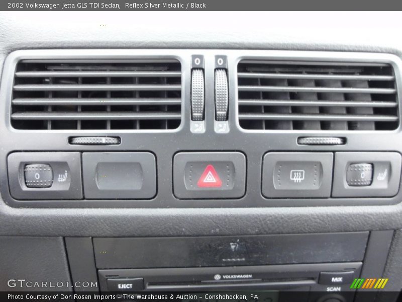 Reflex Silver Metallic / Black 2002 Volkswagen Jetta GLS TDI Sedan