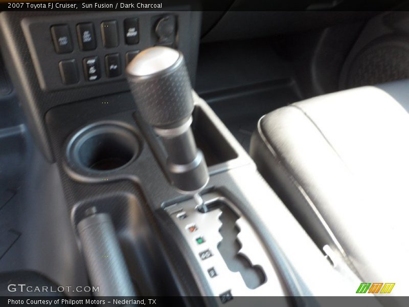 Sun Fusion / Dark Charcoal 2007 Toyota FJ Cruiser