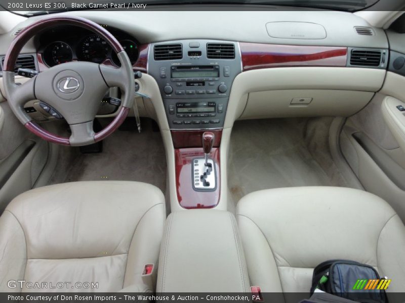 Black Garnet Pearl / Ivory 2002 Lexus ES 300