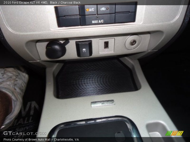 Black / Charcoal Black 2010 Ford Escape XLT V6 4WD