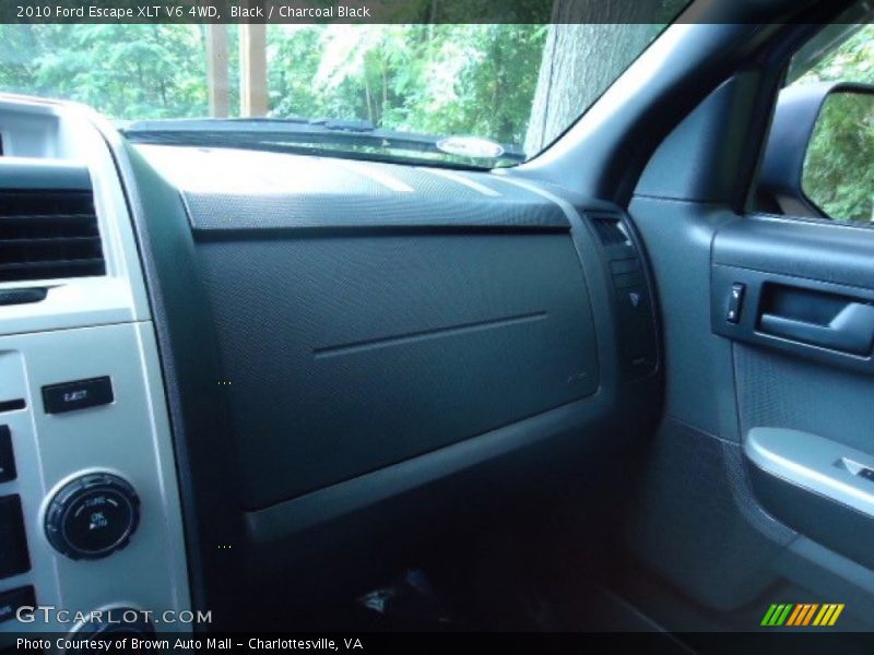 Black / Charcoal Black 2010 Ford Escape XLT V6 4WD