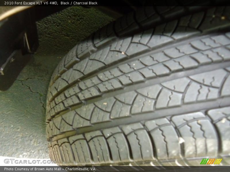 Black / Charcoal Black 2010 Ford Escape XLT V6 4WD