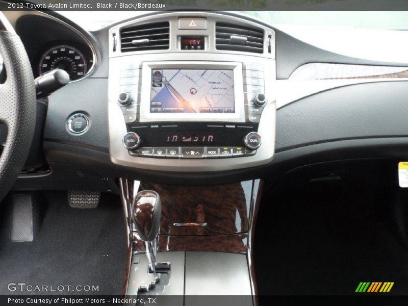 Black / Black/Bordeaux 2012 Toyota Avalon Limited