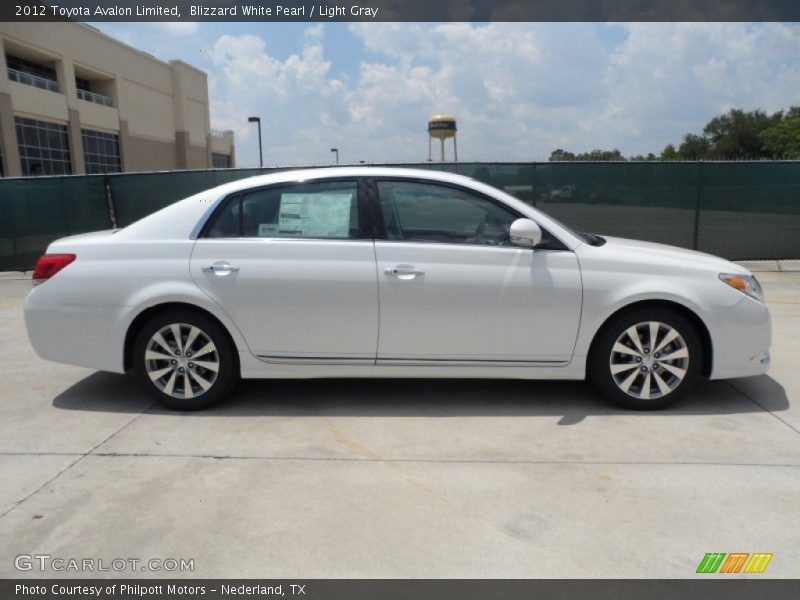 Blizzard White Pearl / Light Gray 2012 Toyota Avalon Limited