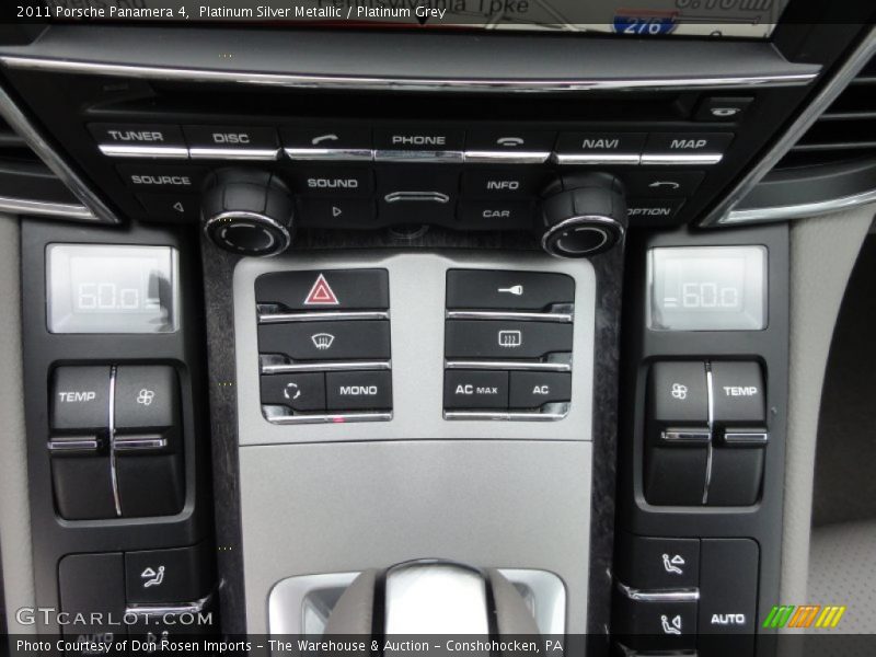Controls of 2011 Panamera 4