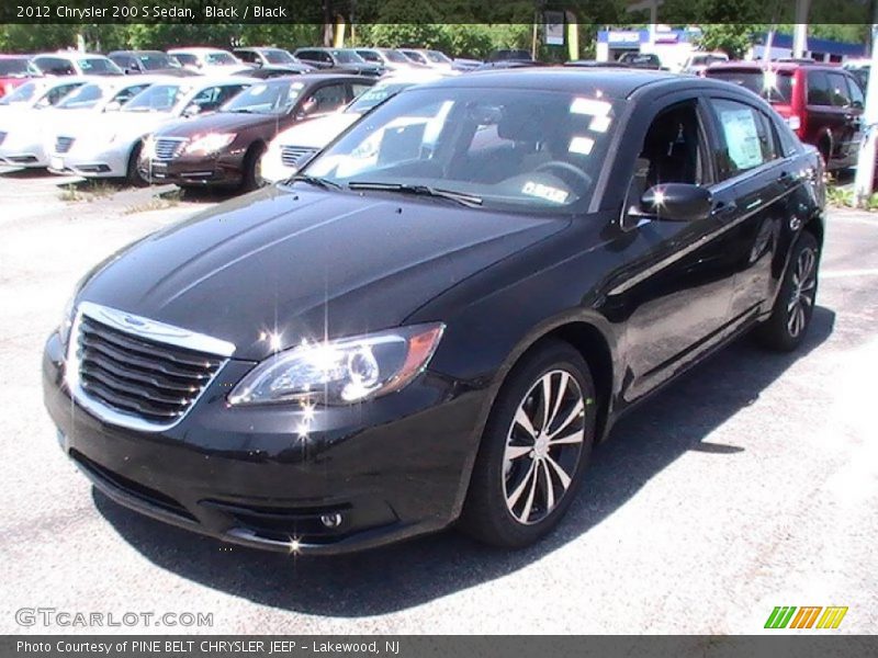 Black / Black 2012 Chrysler 200 S Sedan