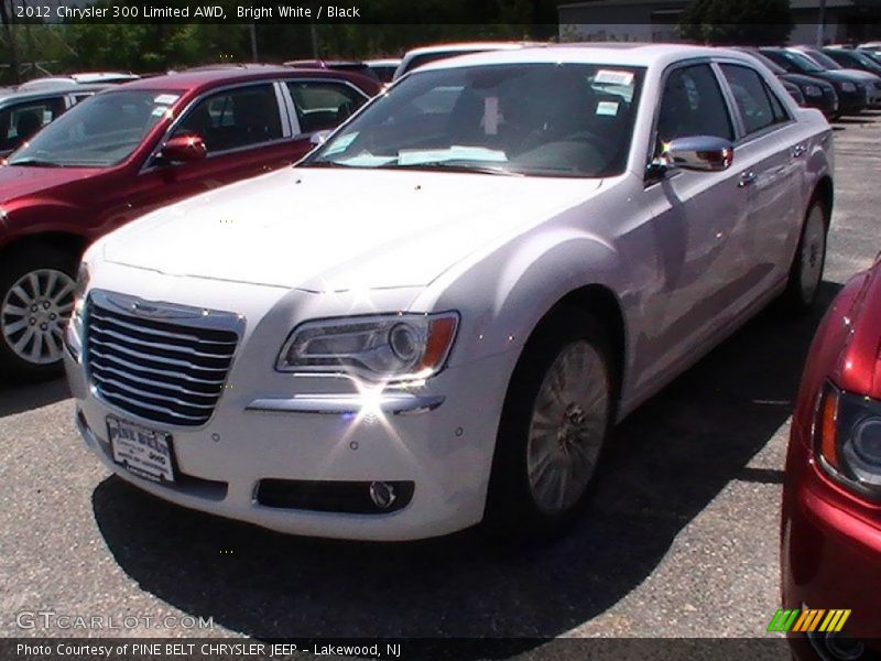 Bright White / Black 2012 Chrysler 300 Limited AWD