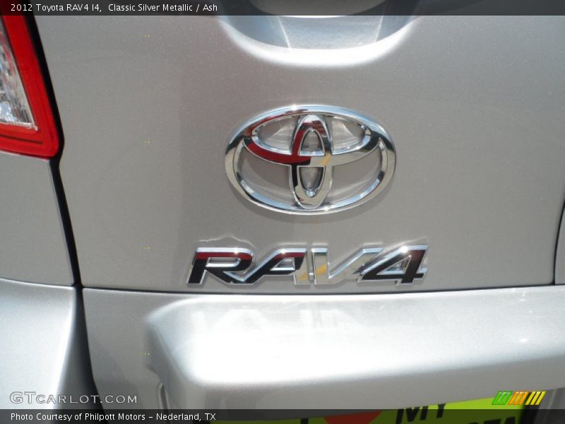 Classic Silver Metallic / Ash 2012 Toyota RAV4 I4