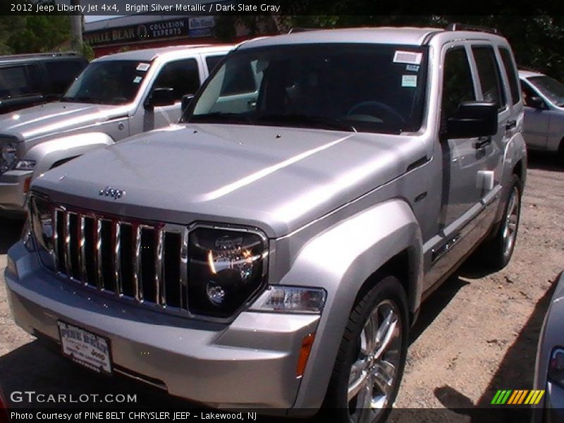 Bright Silver Metallic / Dark Slate Gray 2012 Jeep Liberty Jet 4x4