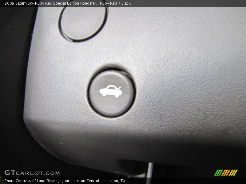 Ruby Red / Black 2009 Saturn Sky Ruby Red Special Edition Roadster