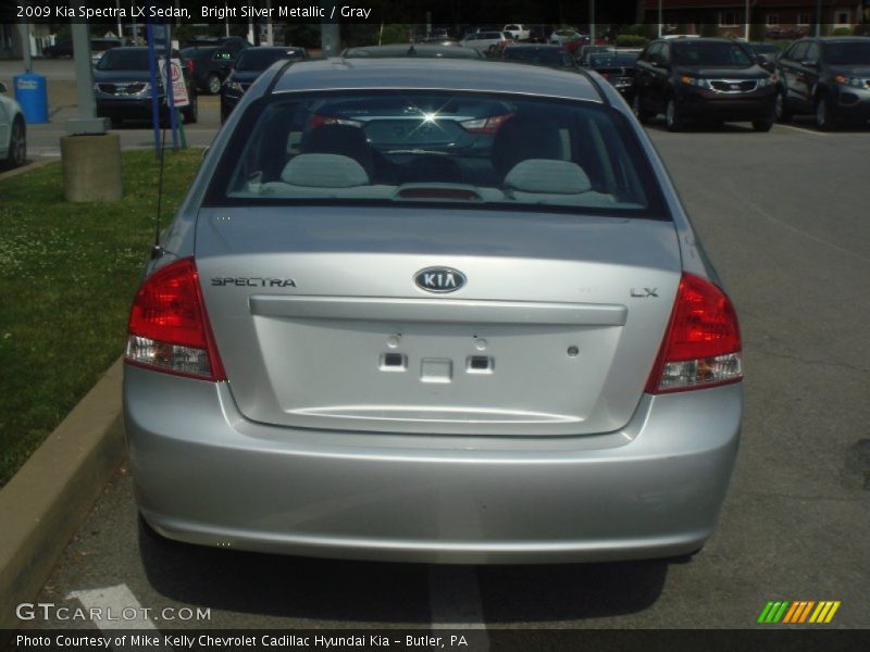 Bright Silver Metallic / Gray 2009 Kia Spectra LX Sedan