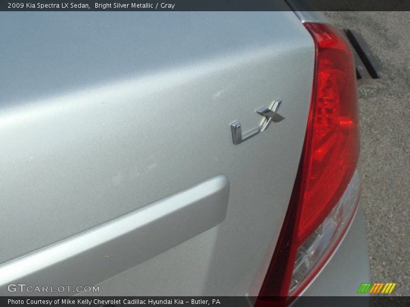 Bright Silver Metallic / Gray 2009 Kia Spectra LX Sedan