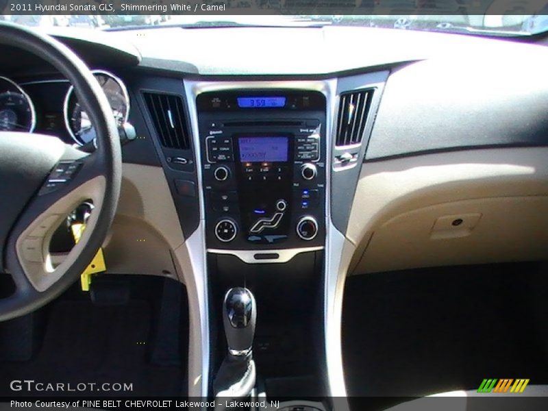 Shimmering White / Camel 2011 Hyundai Sonata GLS