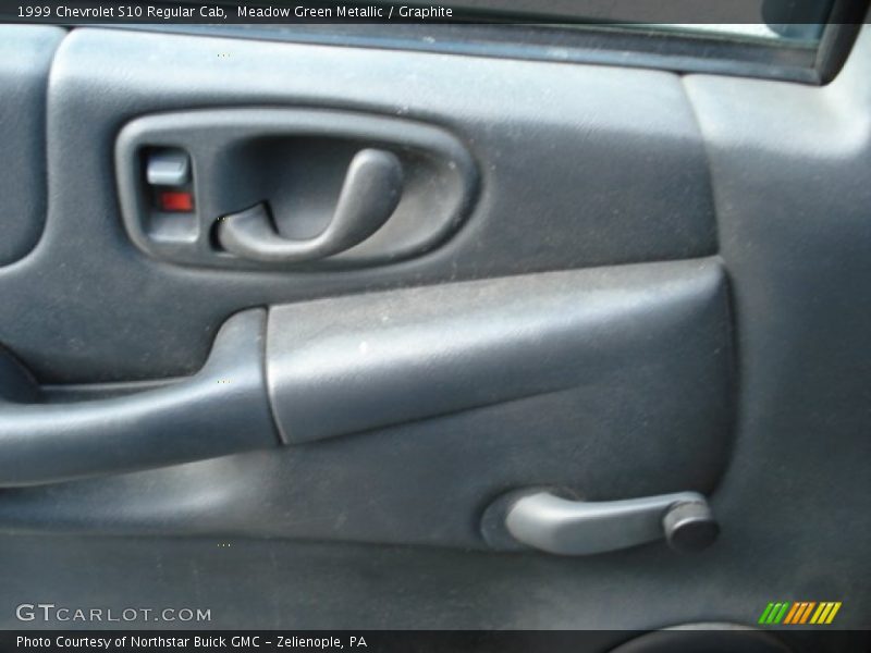 Meadow Green Metallic / Graphite 1999 Chevrolet S10 Regular Cab