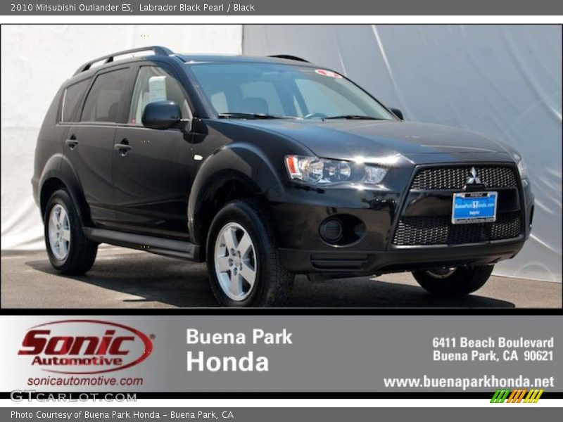 Labrador Black Pearl / Black 2010 Mitsubishi Outlander ES