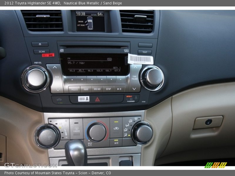 Nautical Blue Metallic / Sand Beige 2012 Toyota Highlander SE 4WD