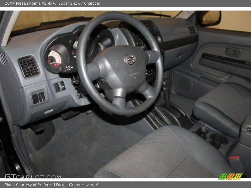 Dashboard of 2004 Xterra XE 4x4