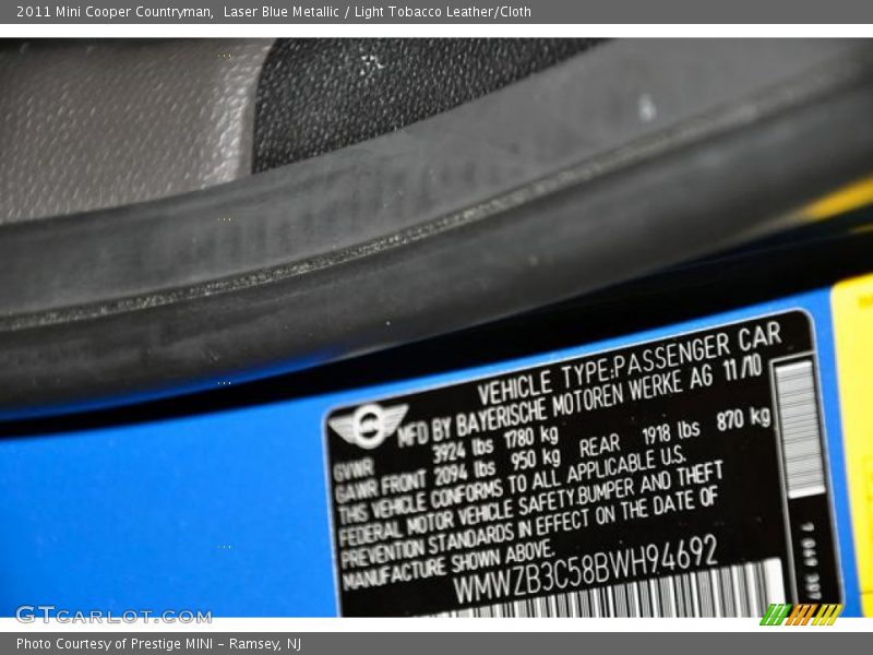 Laser Blue Metallic / Light Tobacco Leather/Cloth 2011 Mini Cooper Countryman