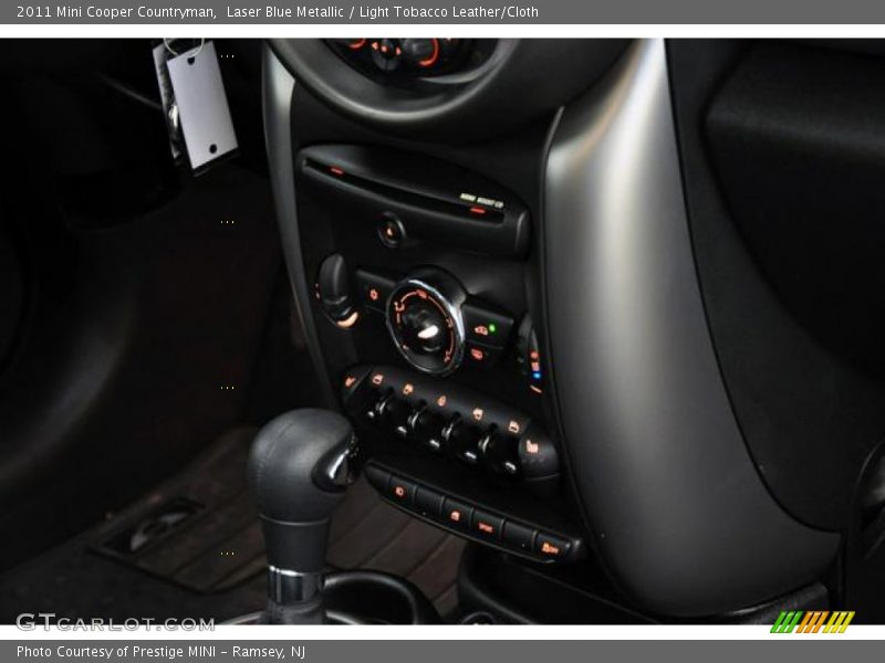 Laser Blue Metallic / Light Tobacco Leather/Cloth 2011 Mini Cooper Countryman