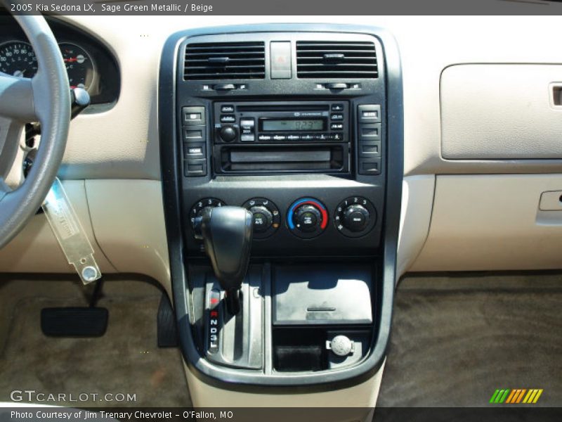 Sage Green Metallic / Beige 2005 Kia Sedona LX
