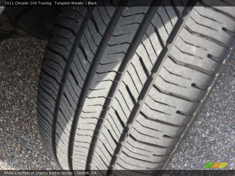 Tungsten Metallic / Black 2011 Chrysler 200 Touring