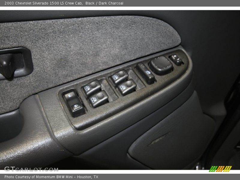 Black / Dark Charcoal 2003 Chevrolet Silverado 1500 LS Crew Cab