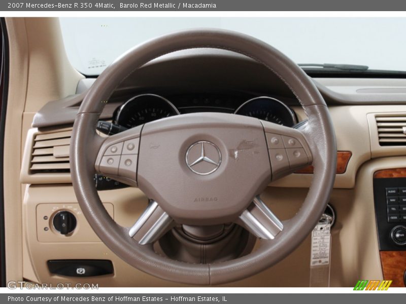  2007 R 350 4Matic Steering Wheel