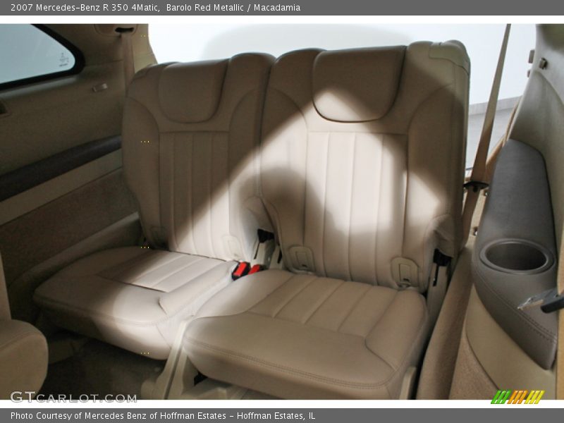 Rear Seat of 2007 R 350 4Matic