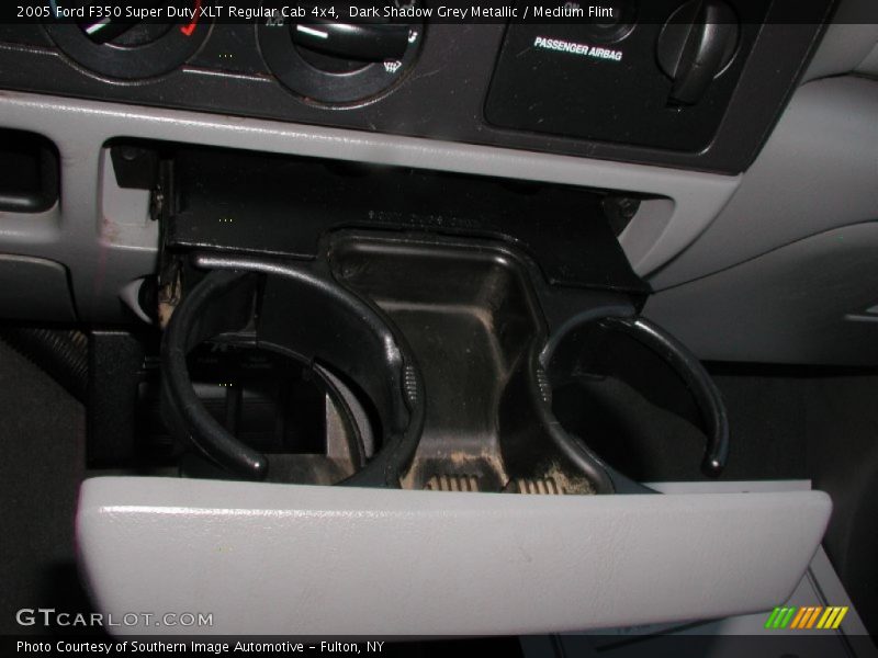 Dark Shadow Grey Metallic / Medium Flint 2005 Ford F350 Super Duty XLT Regular Cab 4x4