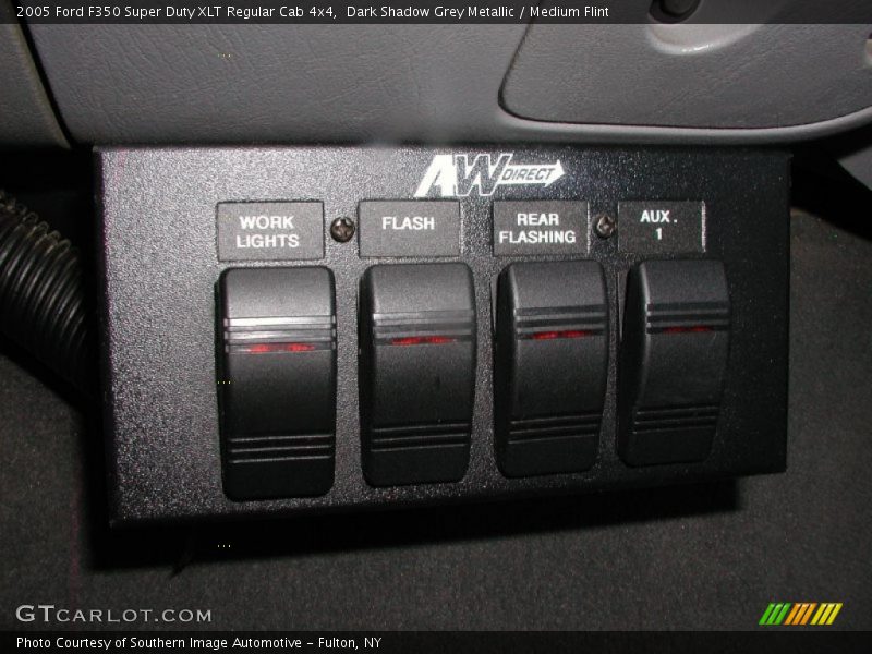 Dark Shadow Grey Metallic / Medium Flint 2005 Ford F350 Super Duty XLT Regular Cab 4x4