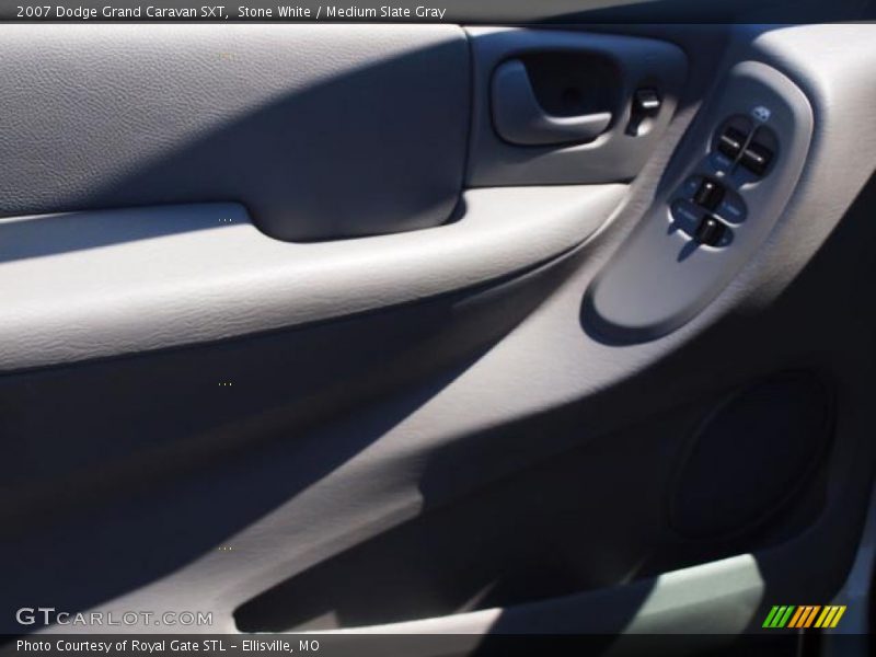 Stone White / Medium Slate Gray 2007 Dodge Grand Caravan SXT