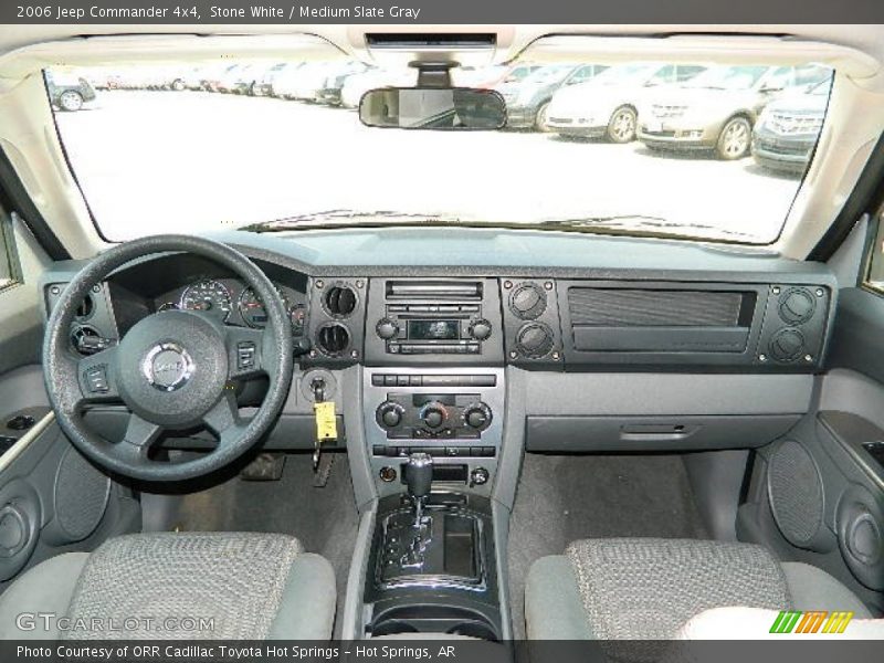 Stone White / Medium Slate Gray 2006 Jeep Commander 4x4